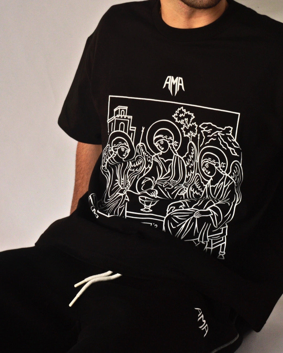 HOLY TRINITY TEE AMARTIA
